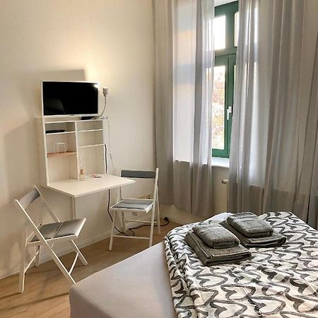 Studioapartment M15 Im Plagwitzer Szeneviertel Leipzig Exterior foto